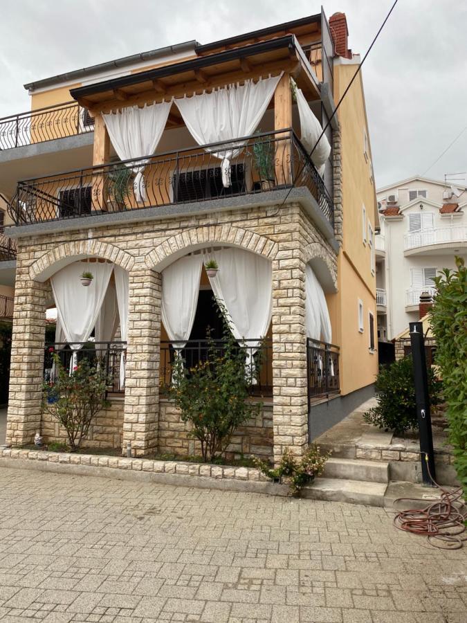 Srima Angel´s Apartments Vodice Exterior foto